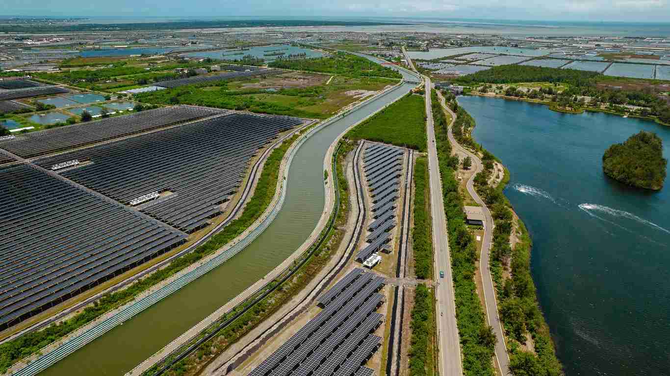 欧陆注册能源事业提供智慧能源管理、、太阳能监控管理、、、全方位电厂建置及运维解决方案，，，，并拥有管理超过6000案场的经验